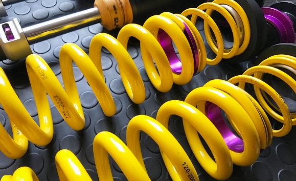 サスペンション