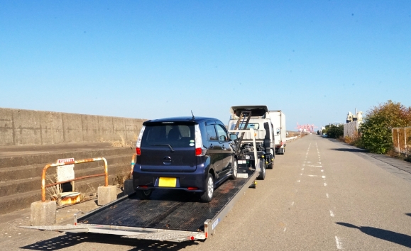 自走不能車の搬送