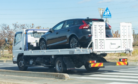 保険対応のレッカー搬送